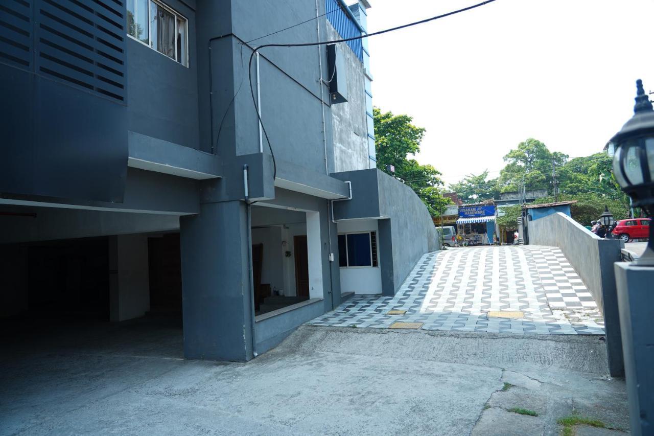 Hotel B R Regency Thiruvananthapuram Exterior foto
