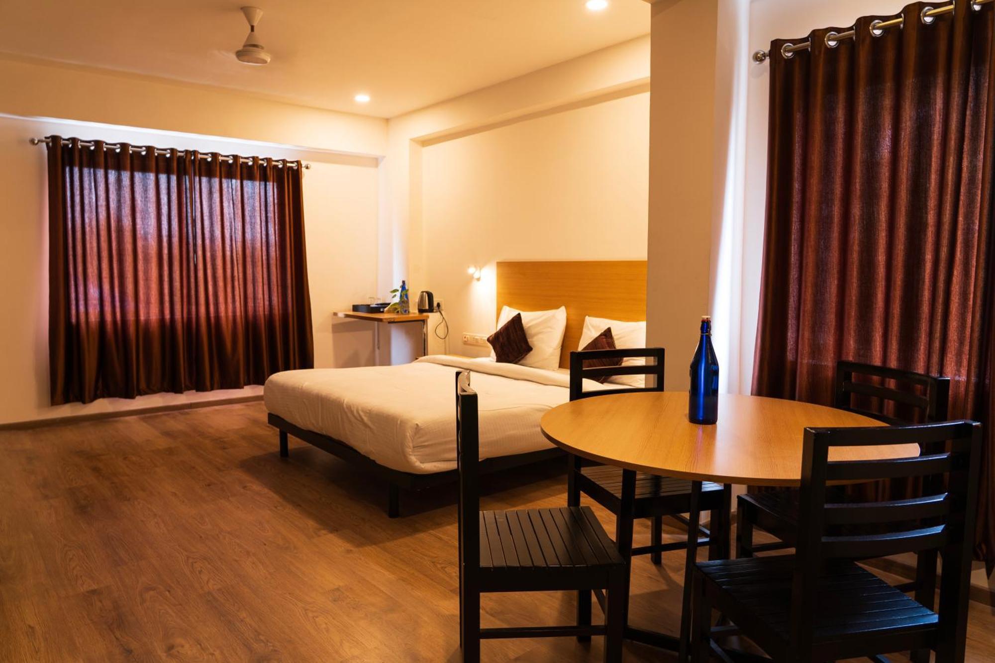 Hotel B R Regency Thiruvananthapuram Exterior foto