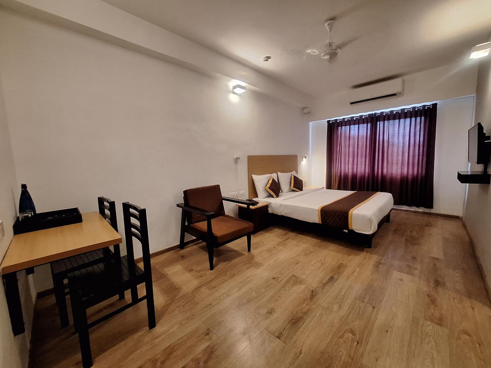 Hotel B R Regency Thiruvananthapuram Exterior foto